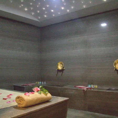 Royal Cesme (adults Only) Otel 2*